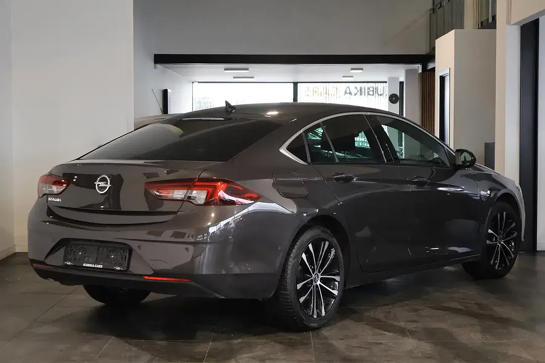 Opel Insignia - Thumbnail 5