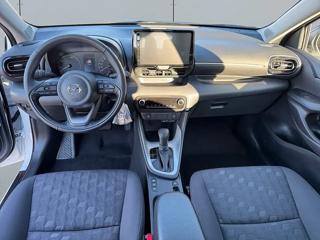 Mazda 2 - Thumbnail 10