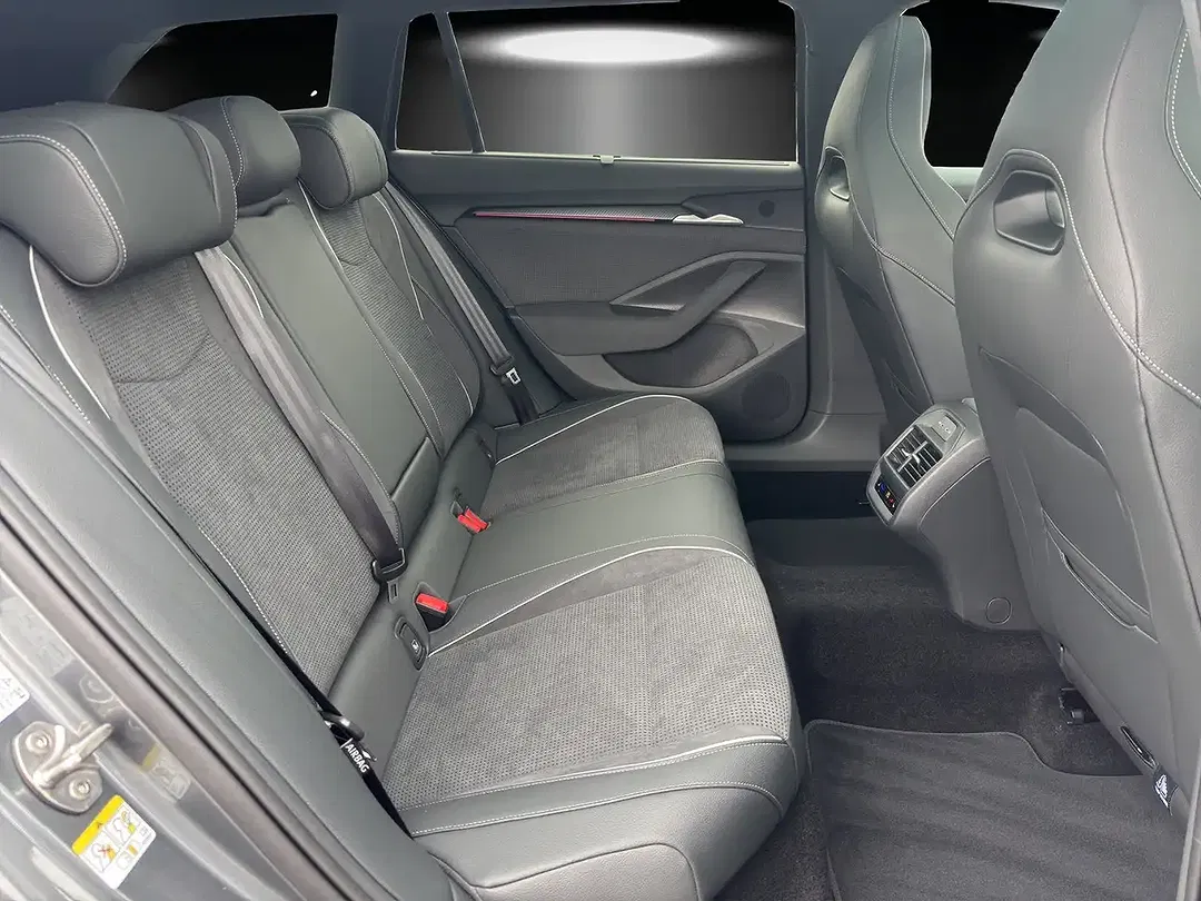 Skoda Superb - Thumbnail 14
