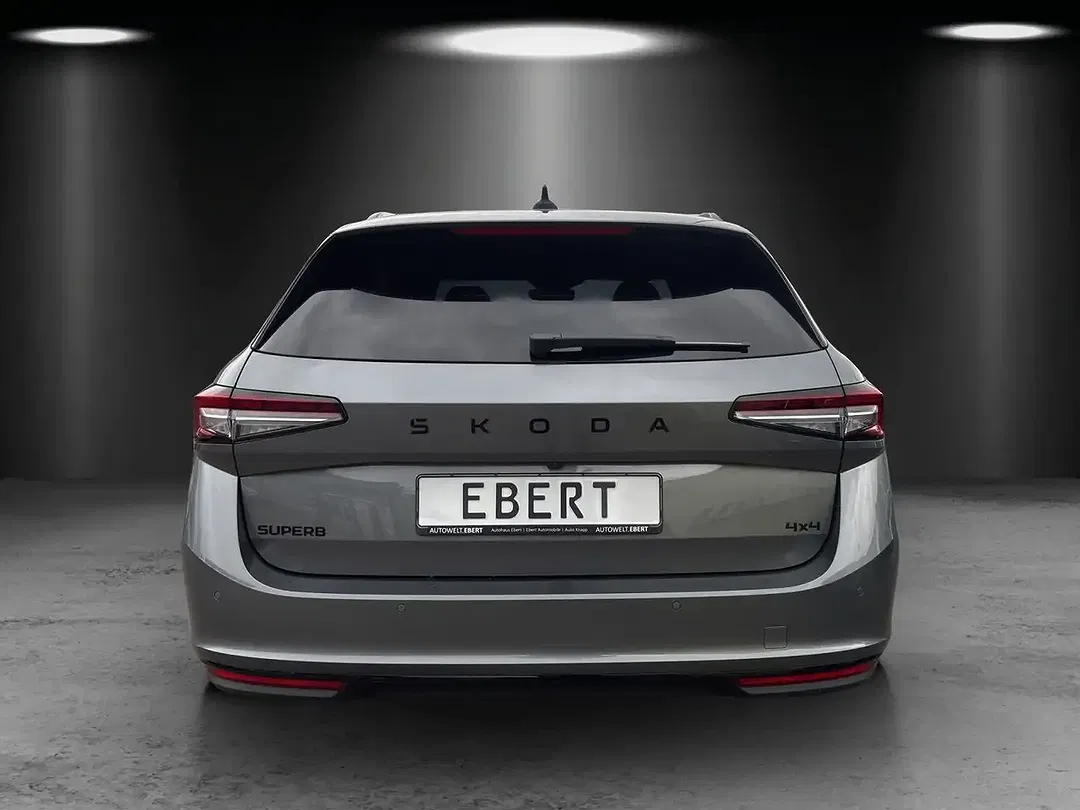 Skoda Superb - Thumbnail 4