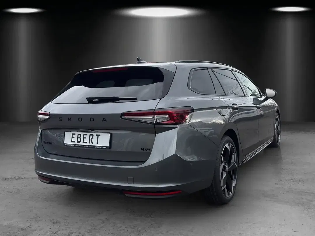 Skoda Superb - Thumbnail 5