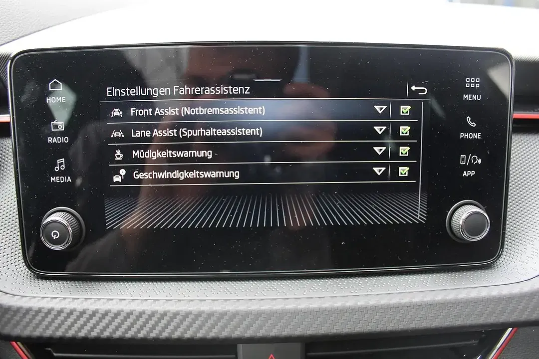 Skoda Kamiq - Thumbnail 17
