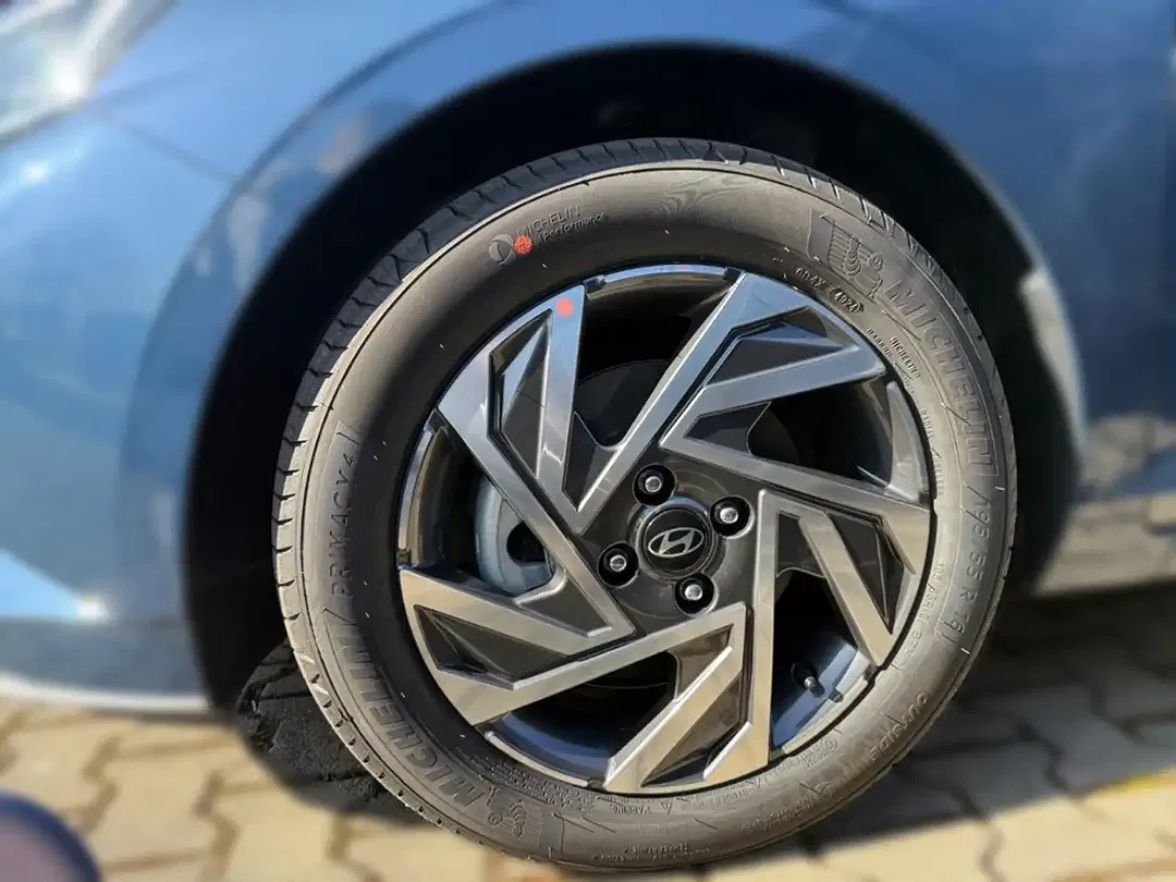 Hyundai i20 - Thumbnail 6