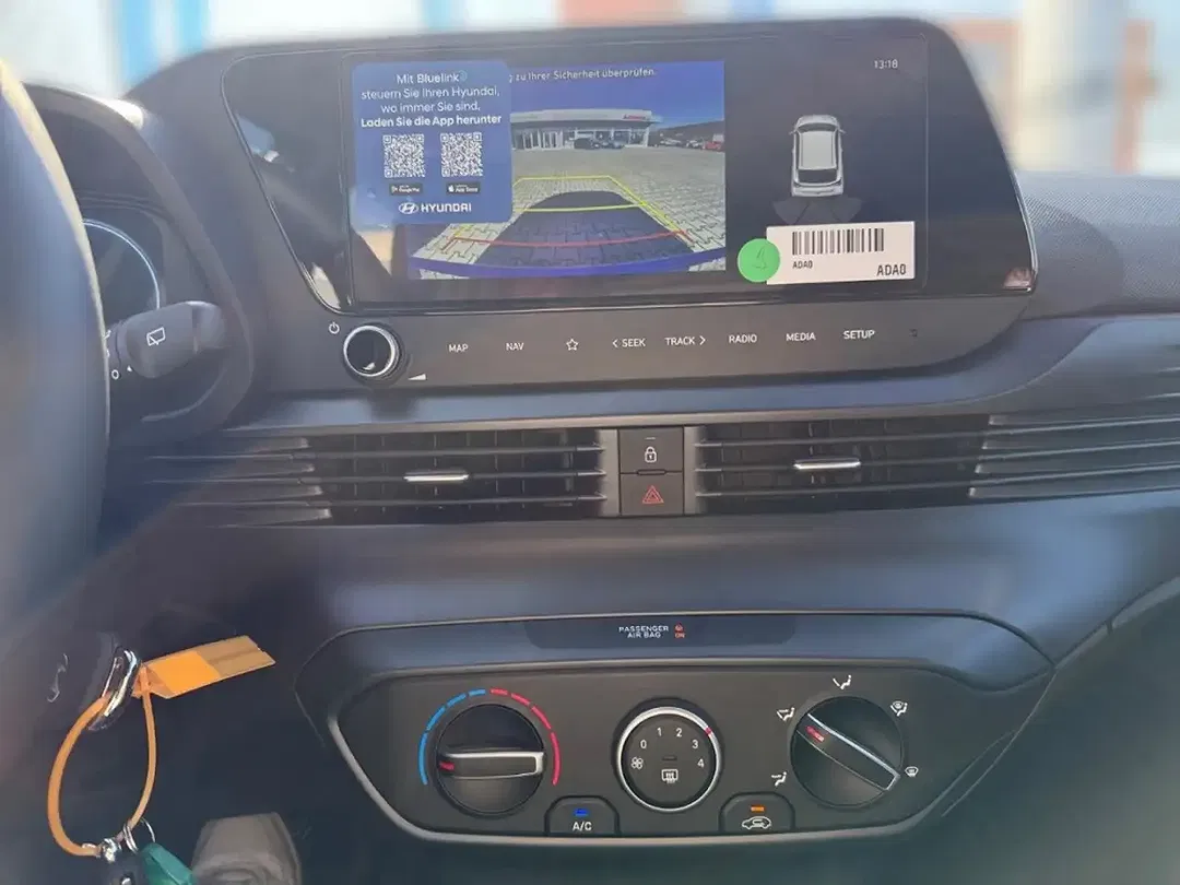 Hyundai i20 - Thumbnail 9
