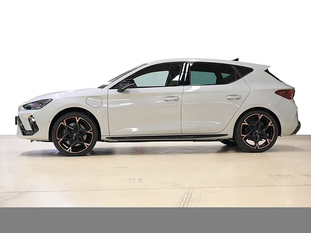 CUPRA Leon - Thumbnail 4