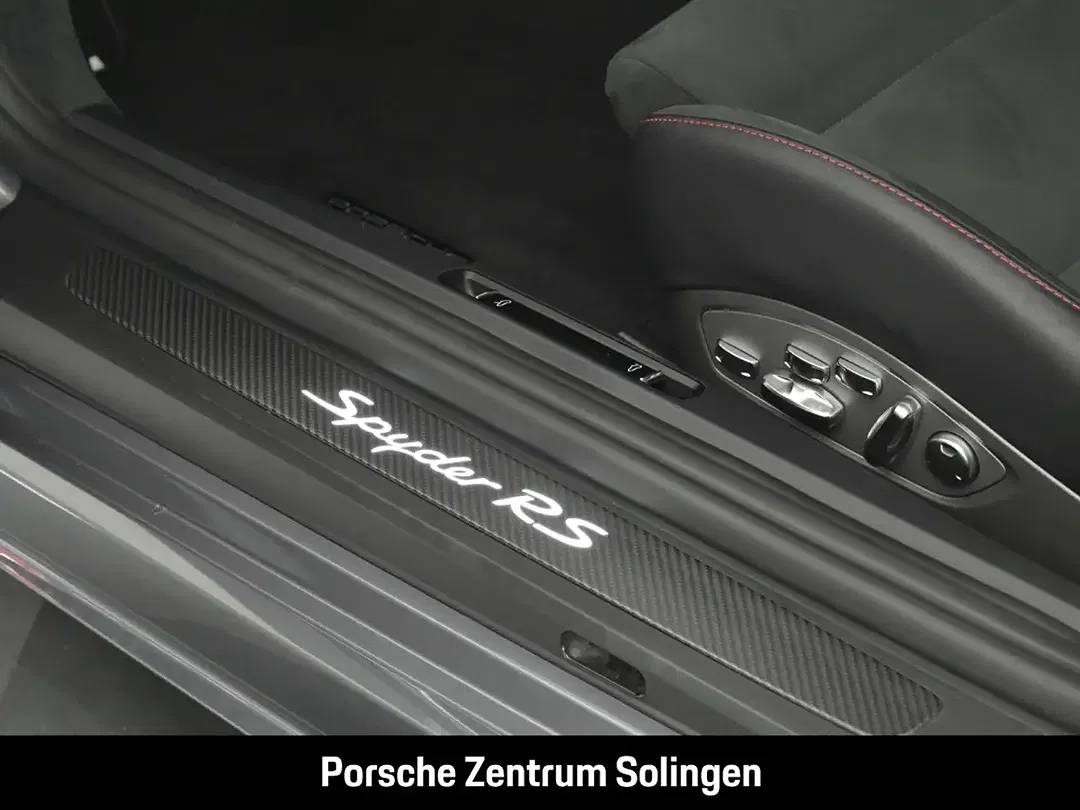 Porsche 718 Spyder - Thumbnail 15