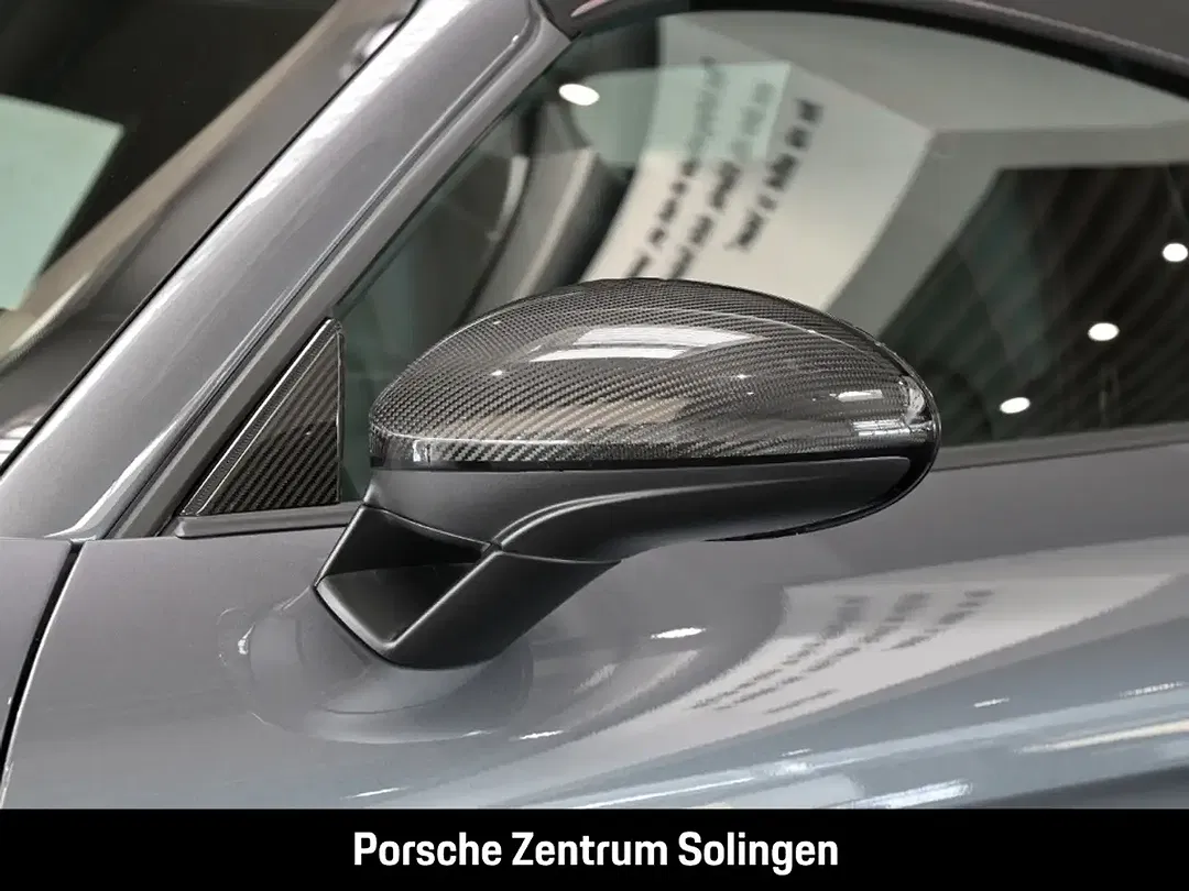 Porsche 718 Spyder - Thumbnail 8