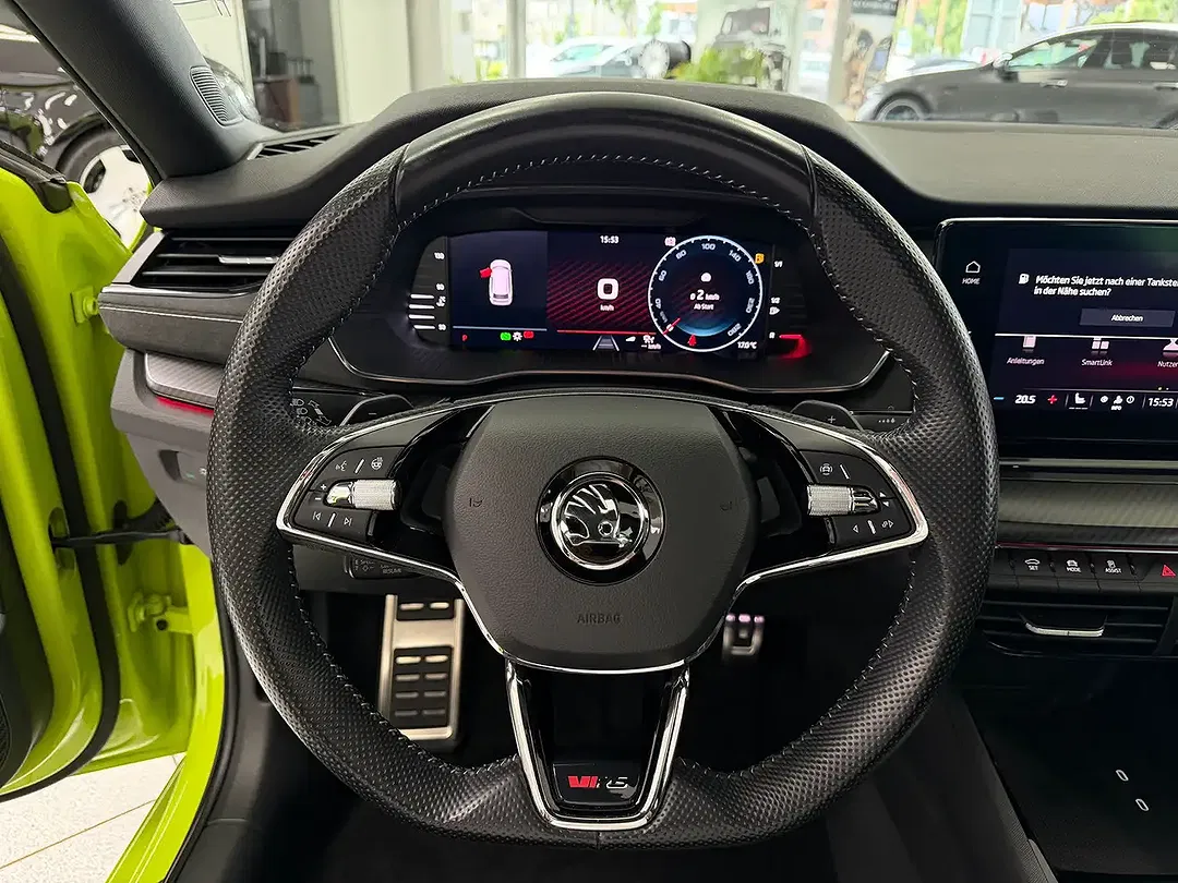 Skoda Octavia - Thumbnail 13