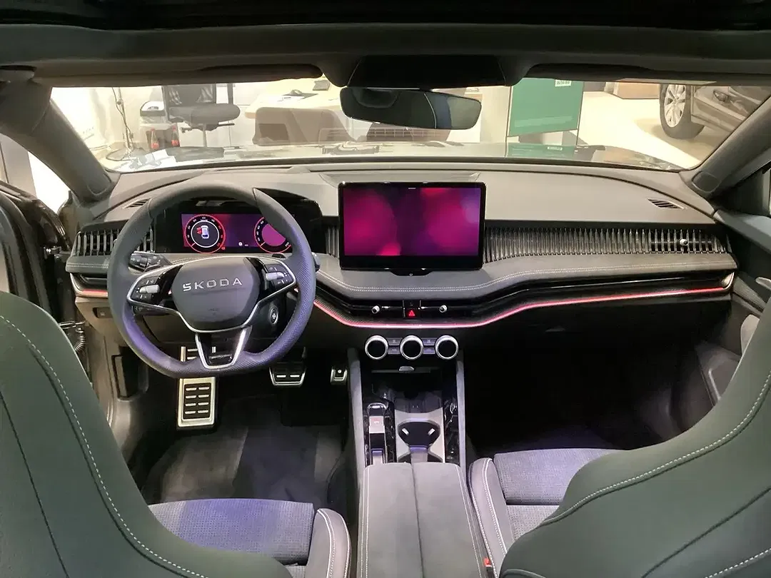 Skoda Superb - Thumbnail 5