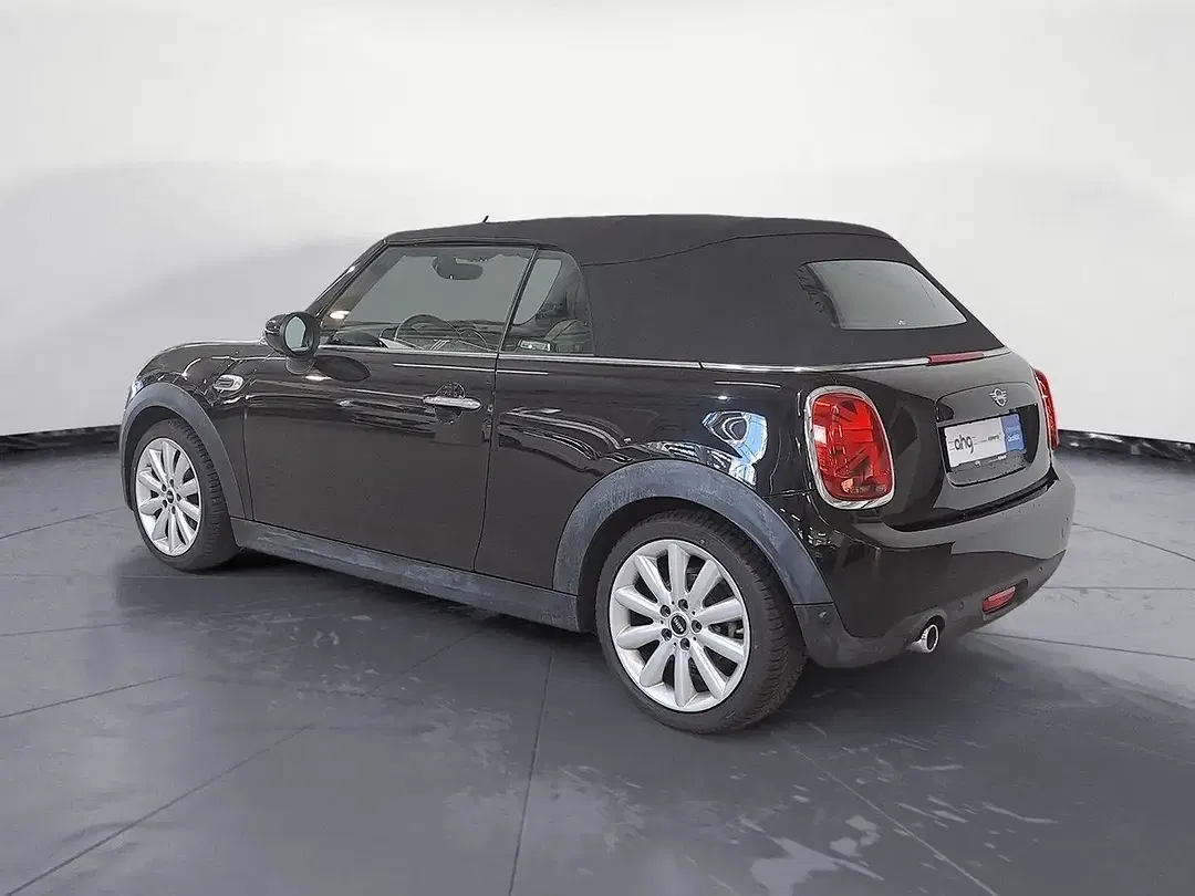 MINI Cooper Cabrio - Thumbnail 3
