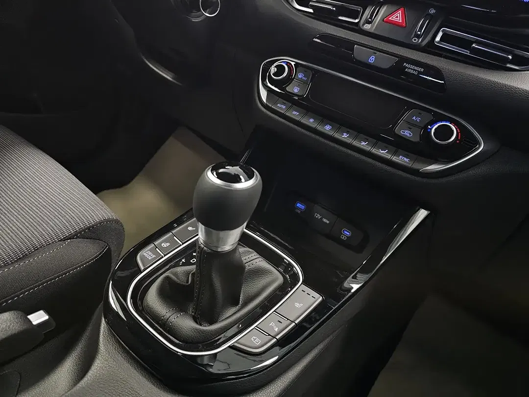 Hyundai i30 - Thumbnail 10