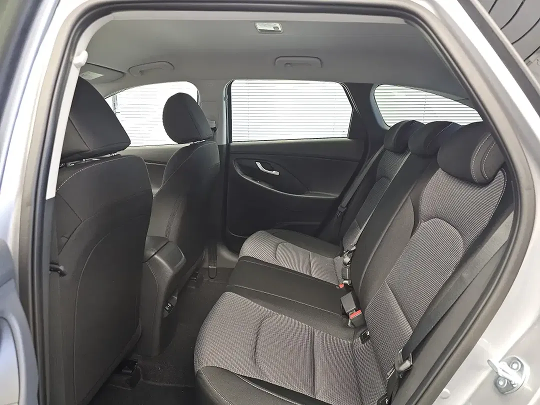 Hyundai i30 - Thumbnail 6