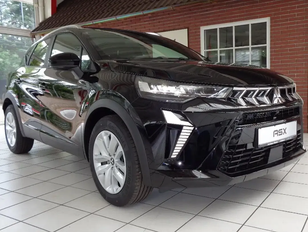 Mitsubishi ASX - Thumbnail 2