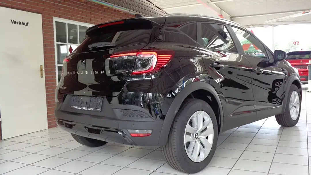 Mitsubishi ASX - Thumbnail 3