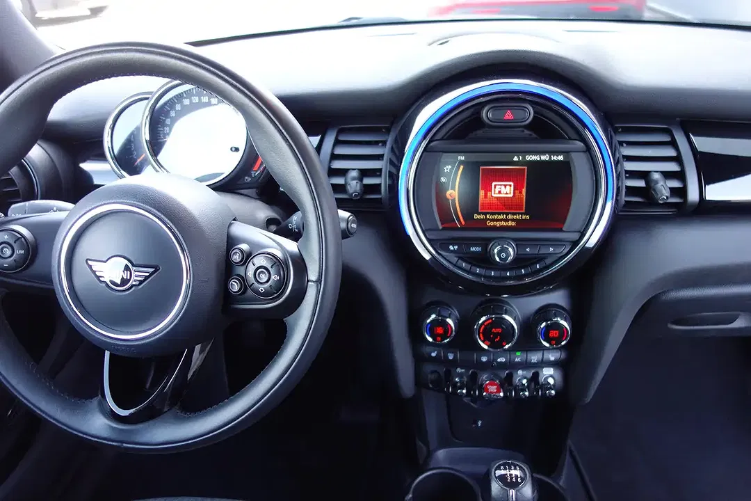MINI Cooper - Thumbnail 13