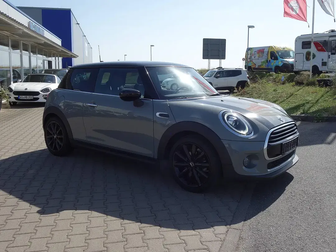 MINI Cooper - Thumbnail 2