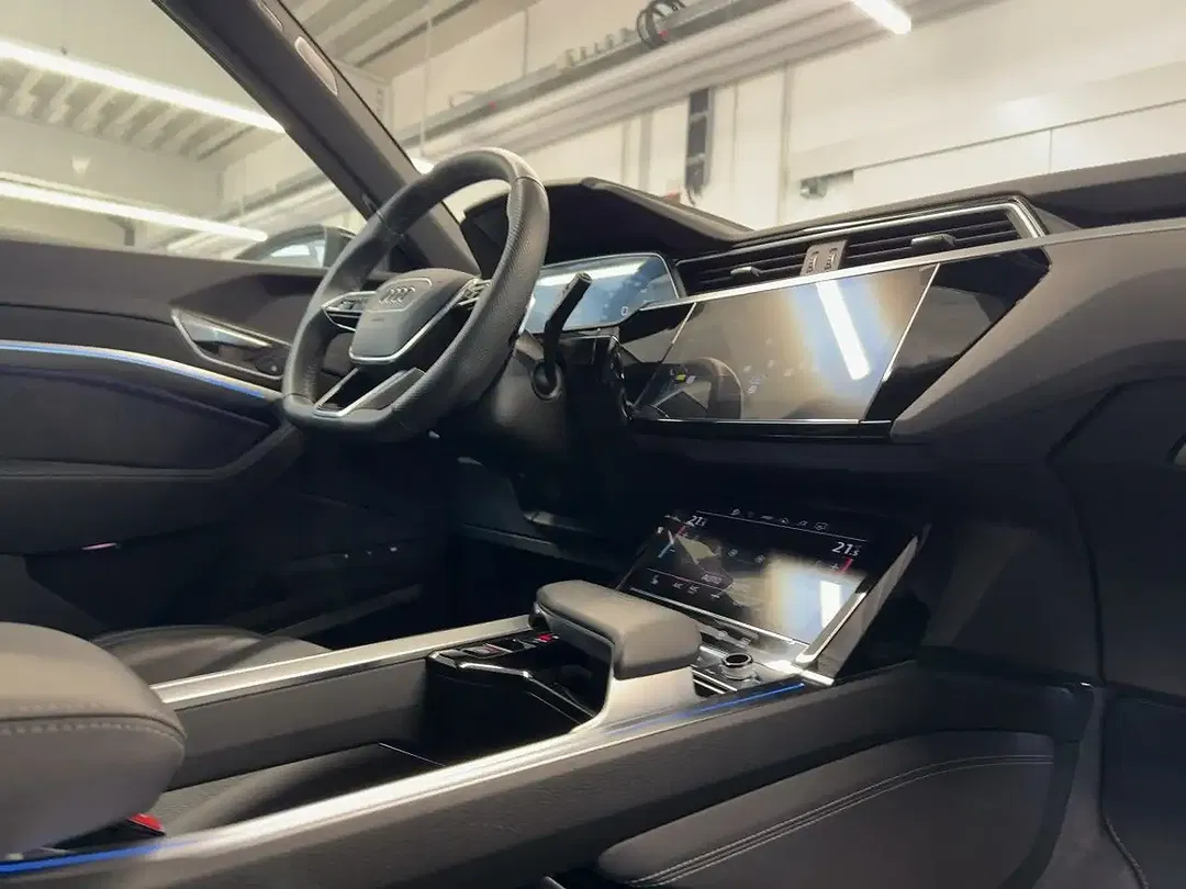 Audi SQ8 e-tron - Thumbnail 12