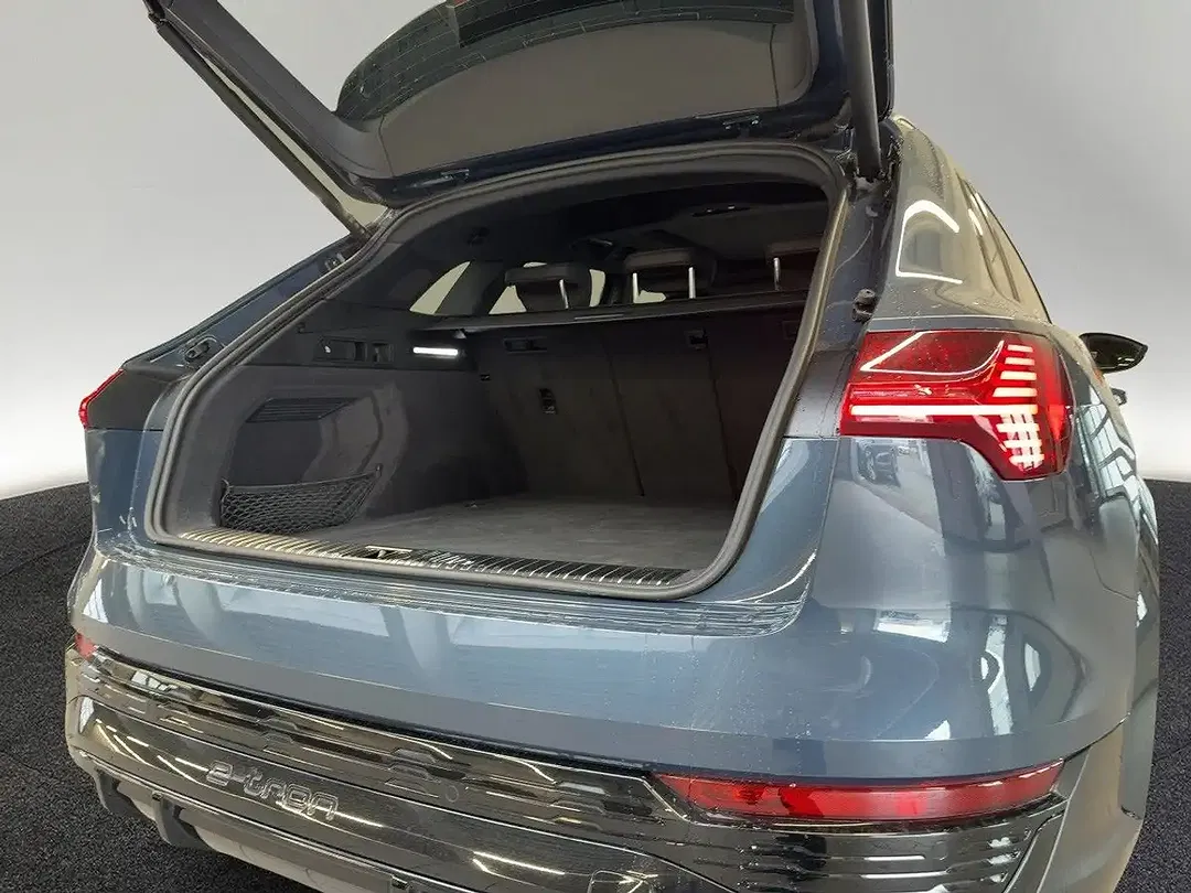 Audi SQ8 e-tron - Thumbnail 6
