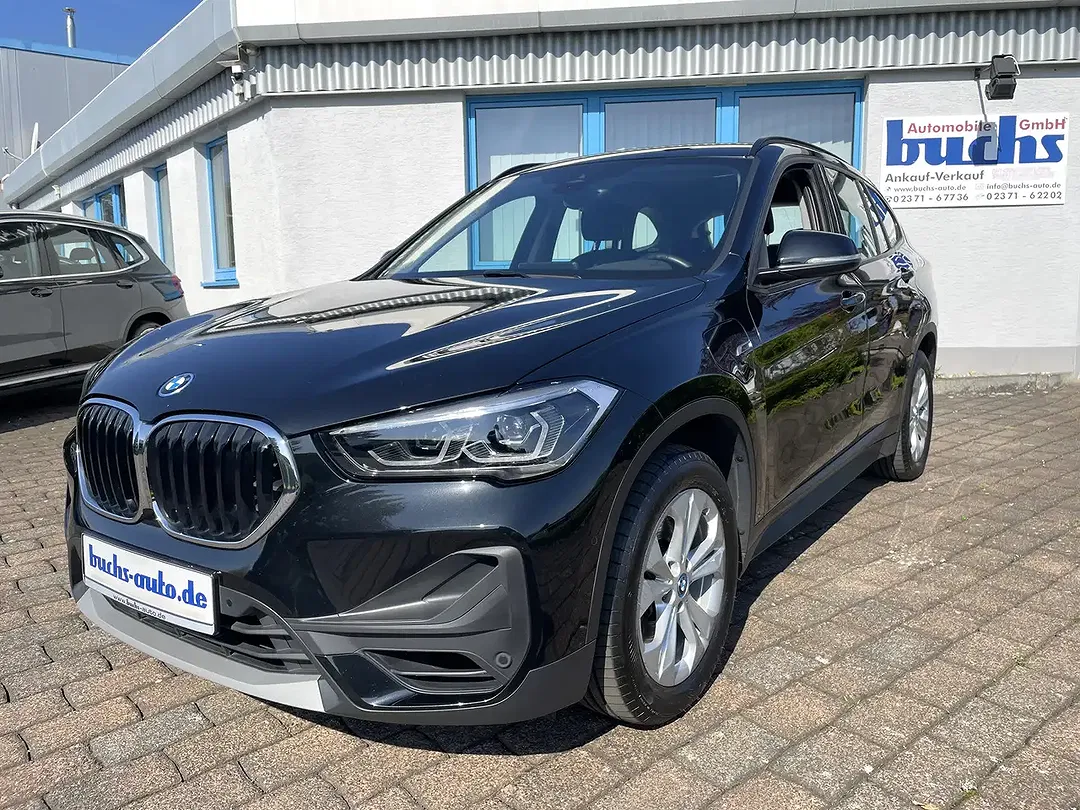 BMW X1 - Thumbnail 2