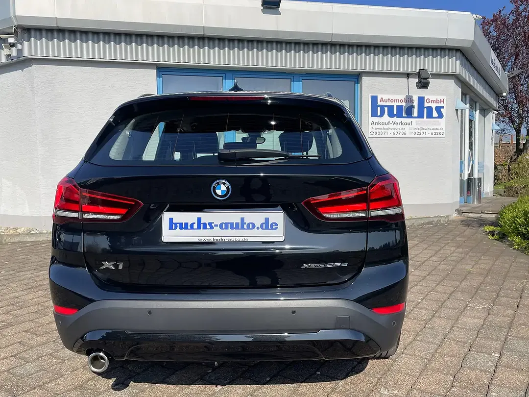 BMW X1 - Thumbnail 7