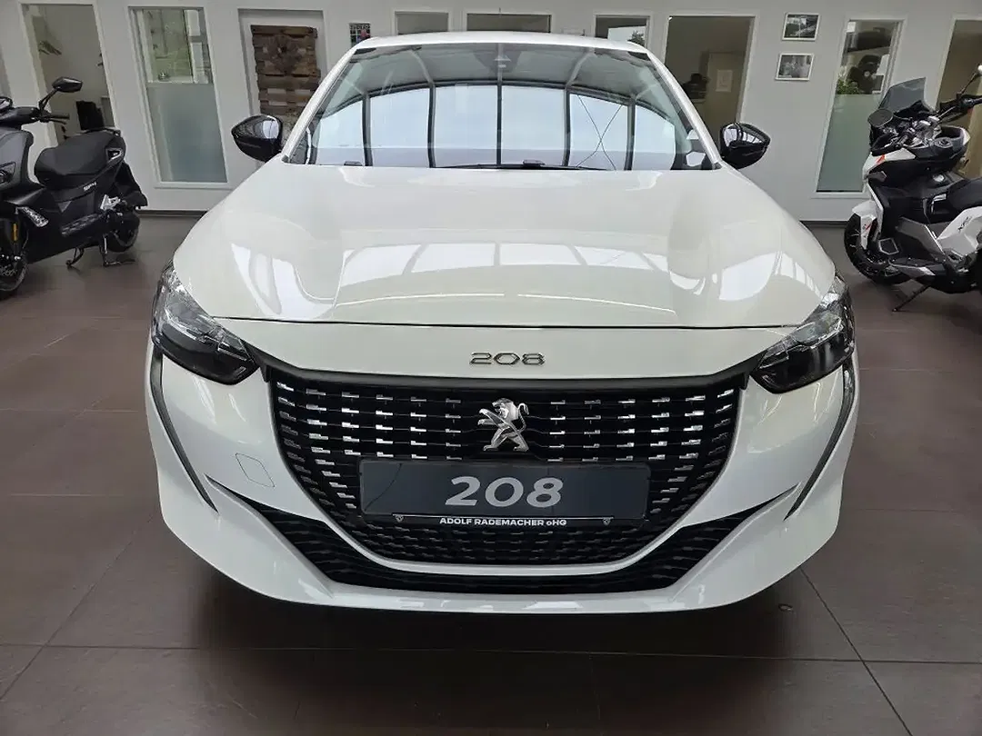 Peugeot 208 - Thumbnail 10