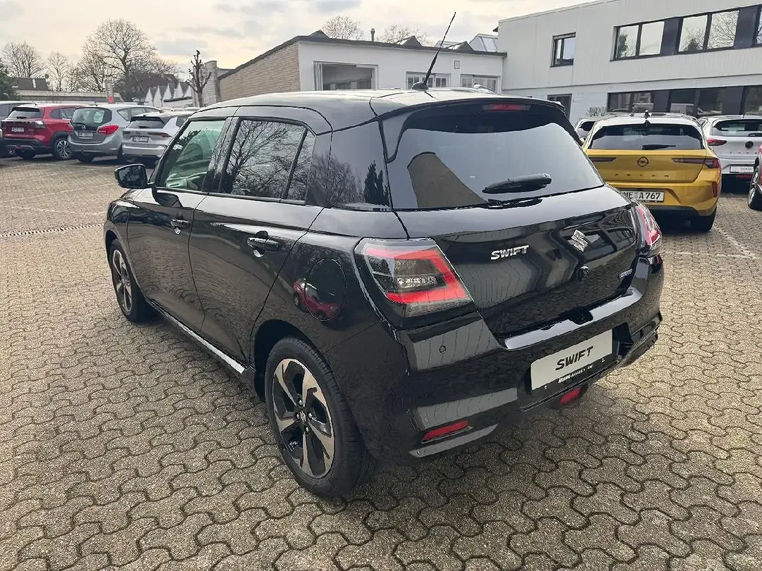 Suzuki Swift - Thumbnail 5