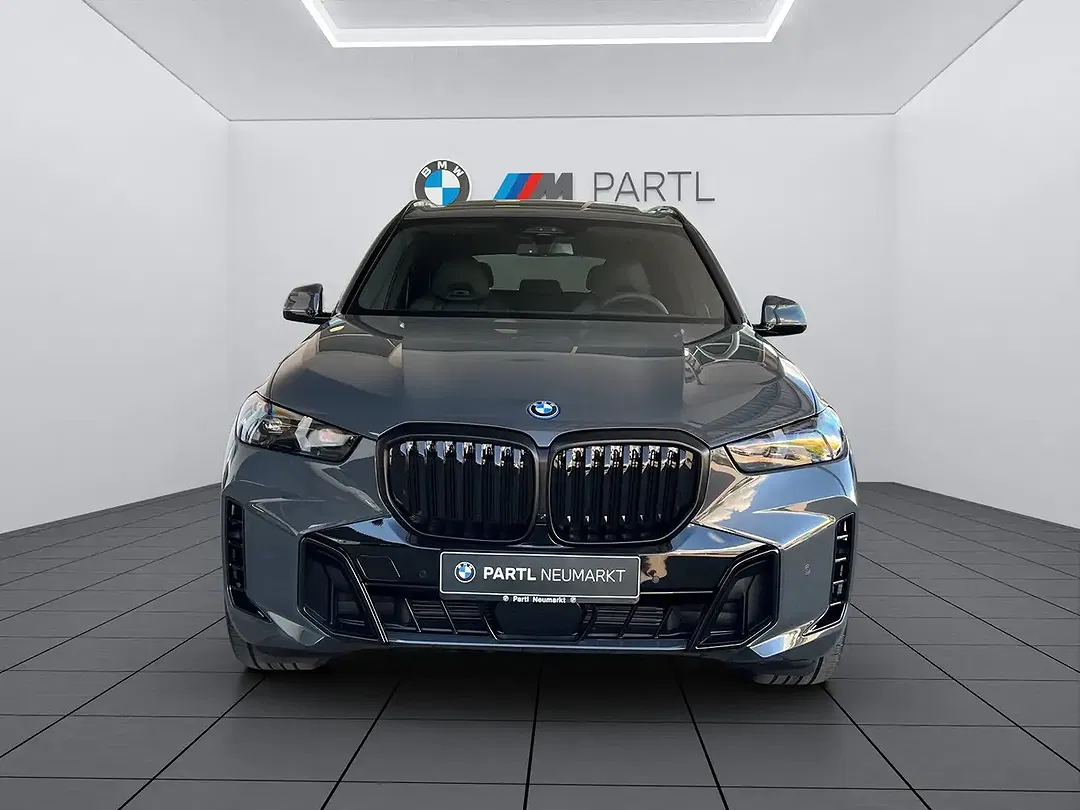 BMW X5 - Thumbnail 2