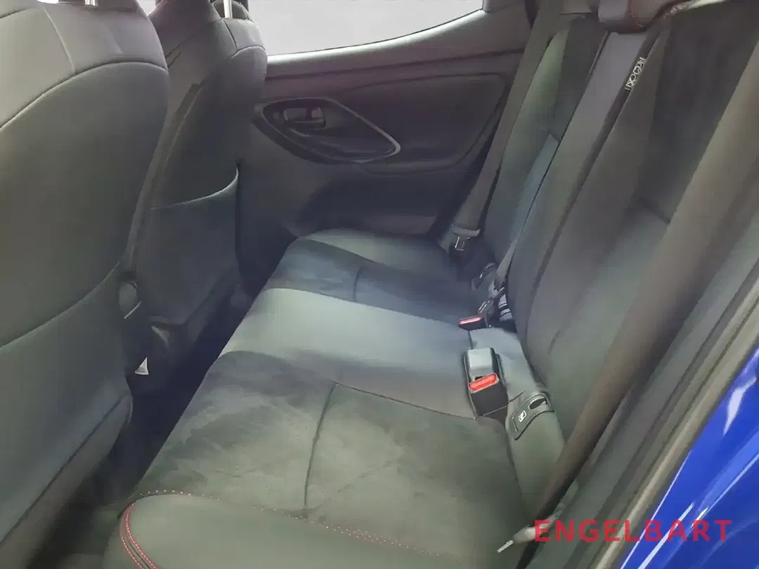 Toyota Yaris - Thumbnail 11