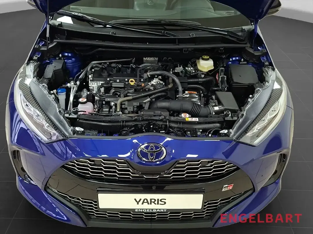 Toyota Yaris - Thumbnail 13