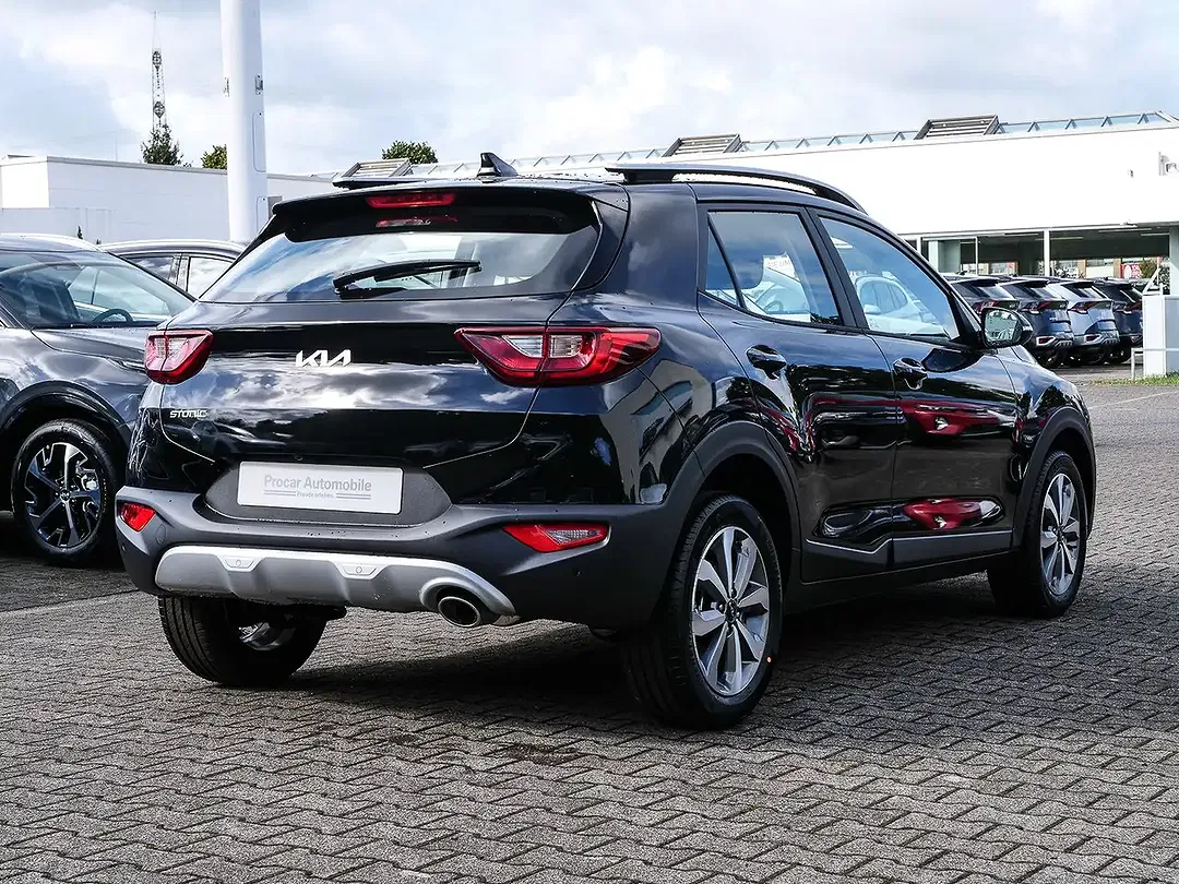 Kia Stonic - Thumbnail 2