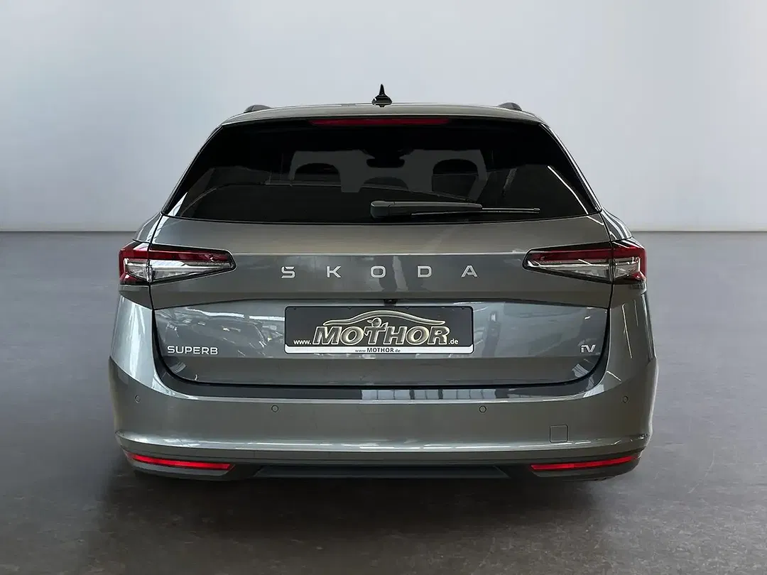 Skoda Superb - Thumbnail 4