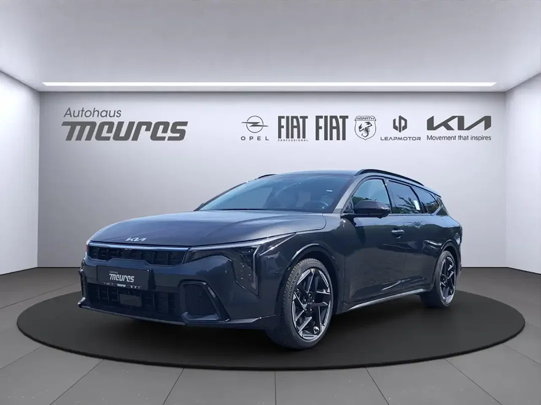 Kia K4 - Afbeelding 1