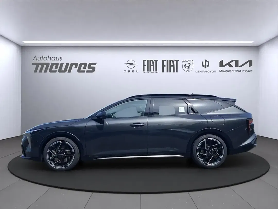 Kia K4 - Thumbnail 2