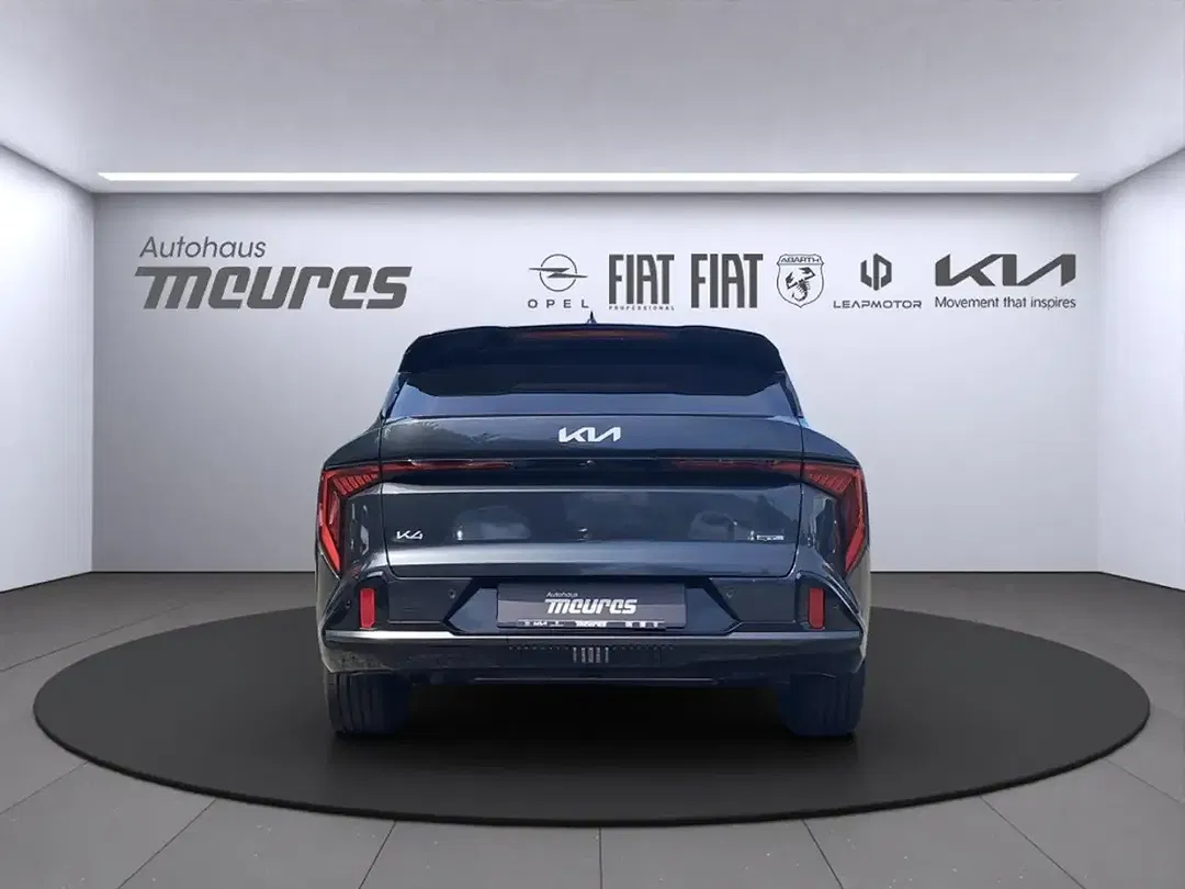 Kia K4 - Thumbnail 3