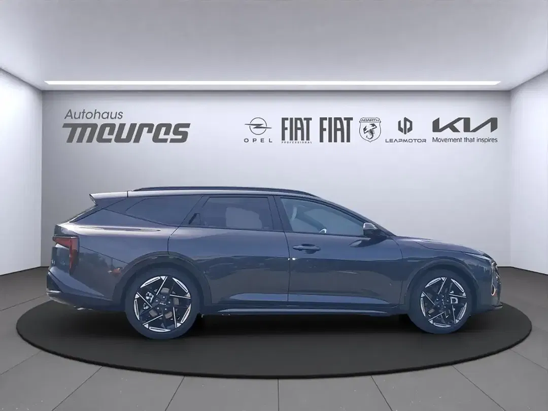 Kia K4 - Thumbnail 5