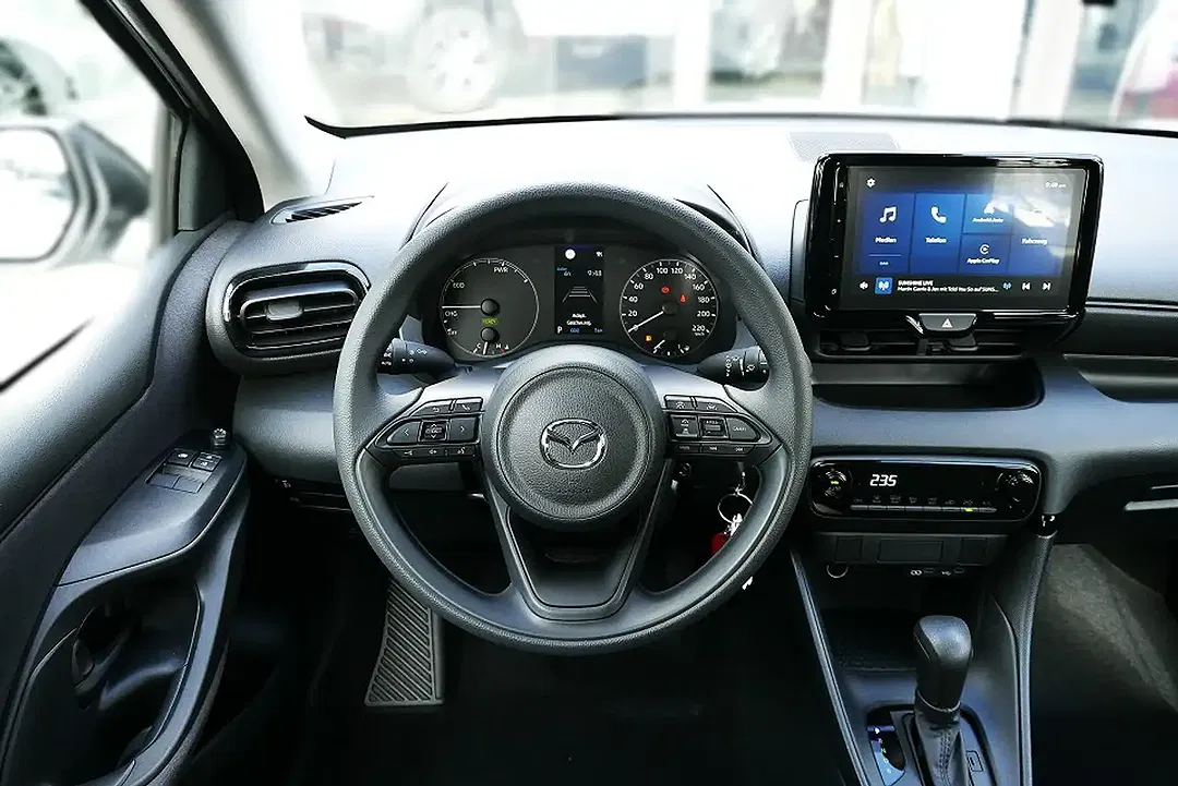 Mazda 2 - Thumbnail 10