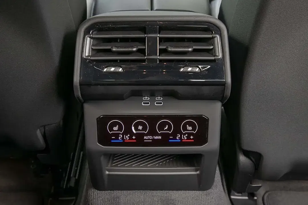 BMW 520 - Thumbnail 12