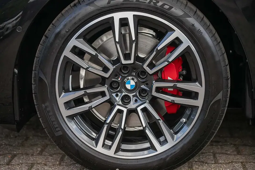 BMW 520 - Thumbnail 4