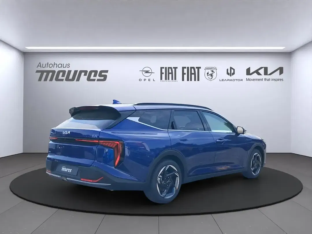 Kia K4 - Thumbnail 3