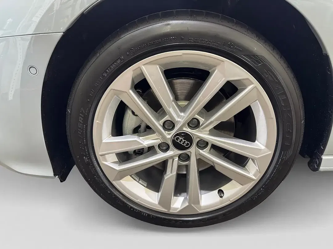 Audi A3 - Thumbnail 4