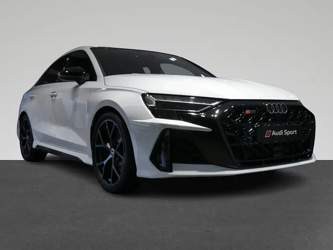 Audi RS3 - Thumbnail 2