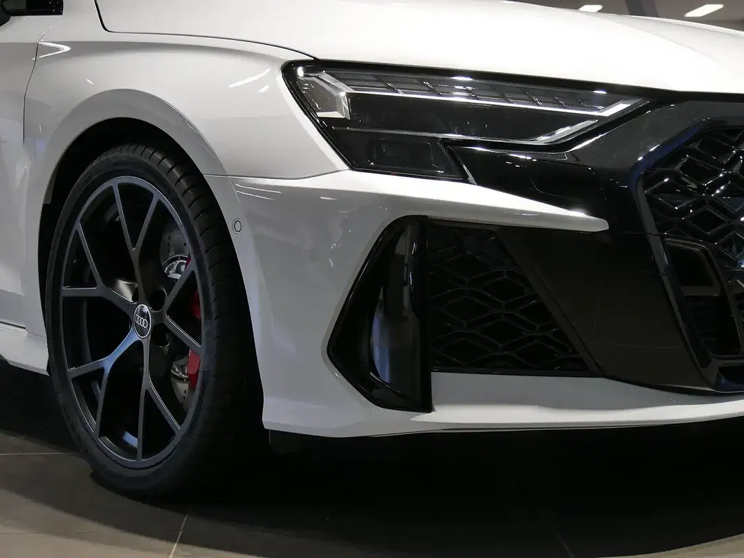 Audi RS3 - Thumbnail 6