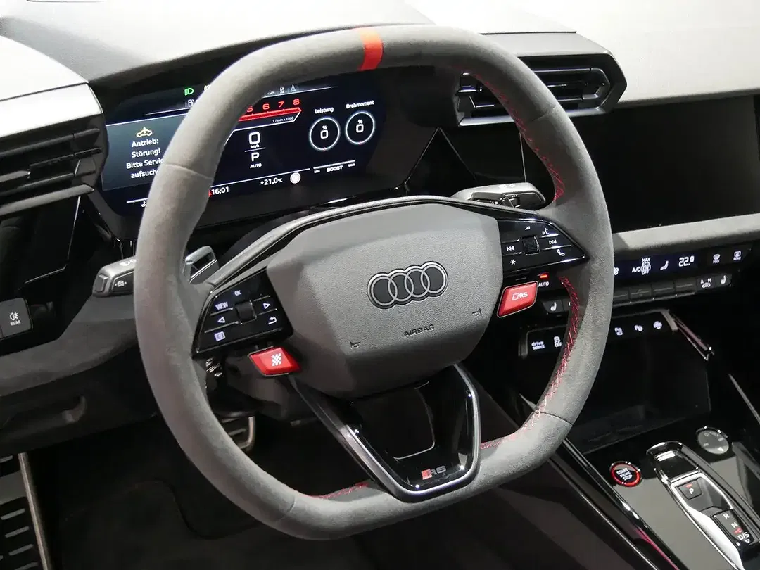 Audi RS3 - Thumbnail 9