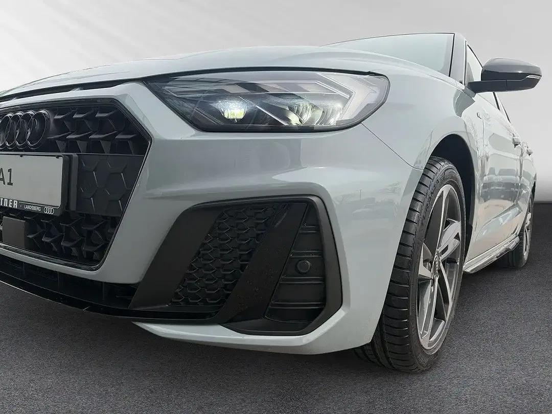 Audi A1 - Thumbnail 6