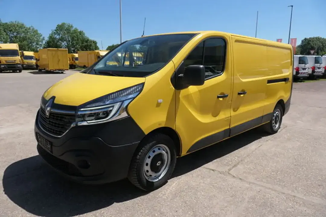 Renault Trafic - Thumbnail 2
