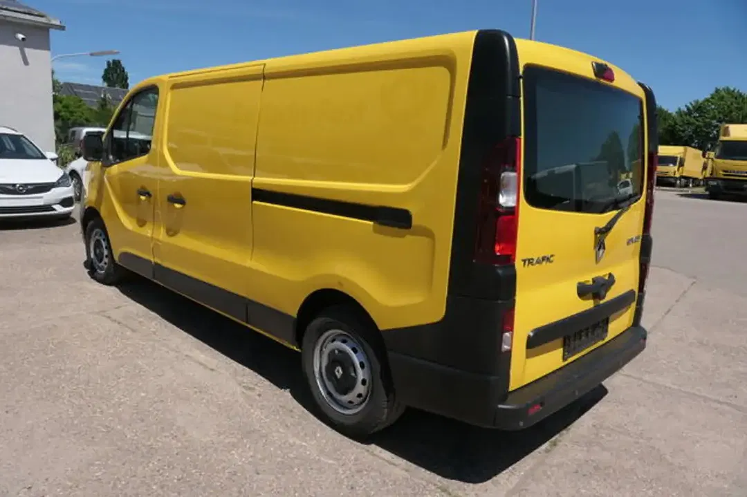 Renault Trafic - Thumbnail 3