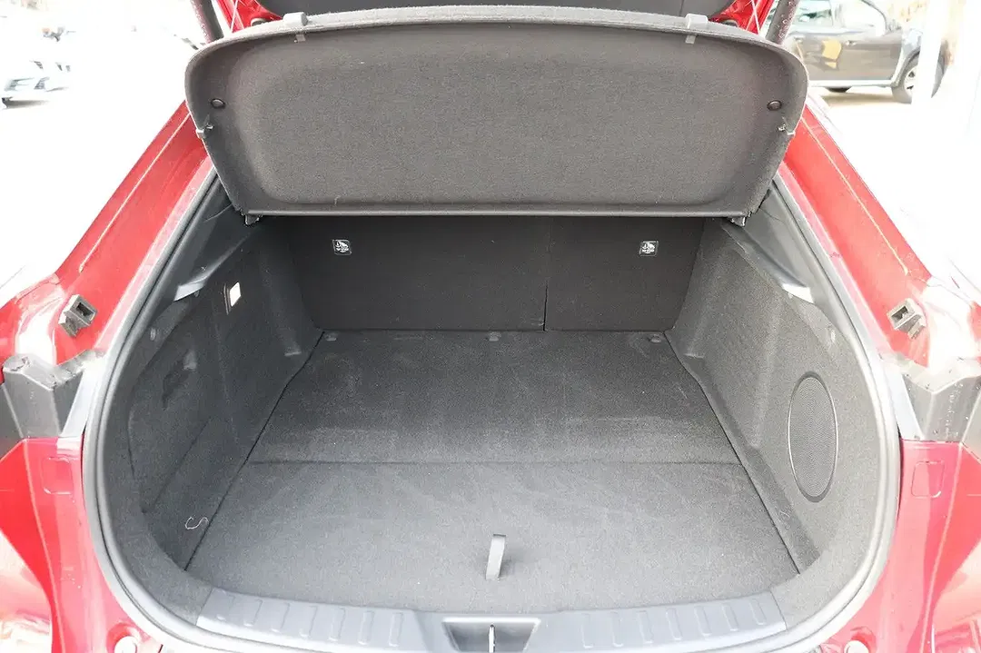 Mazda 6e - Thumbnail 12