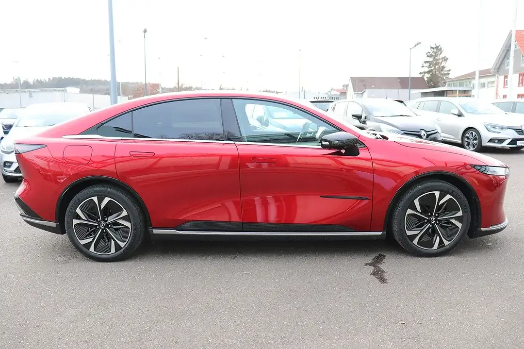Mazda 6e - Thumbnail 6