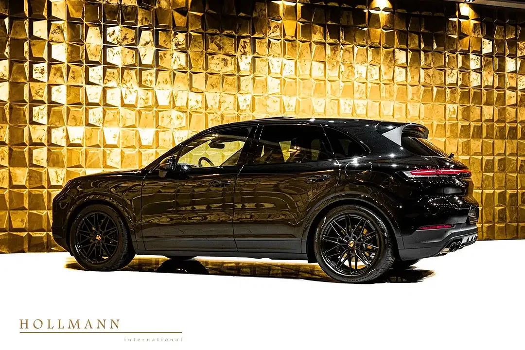 Porsche Cayenne - Thumbnail 5
