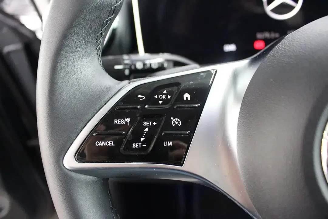 Mercedes-Benz C 220 - Thumbnail 12